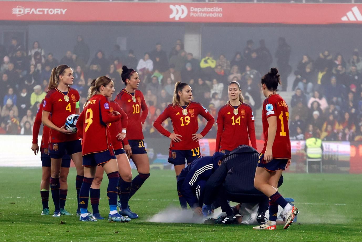 La afición se vuelca con las campeonas del mundo