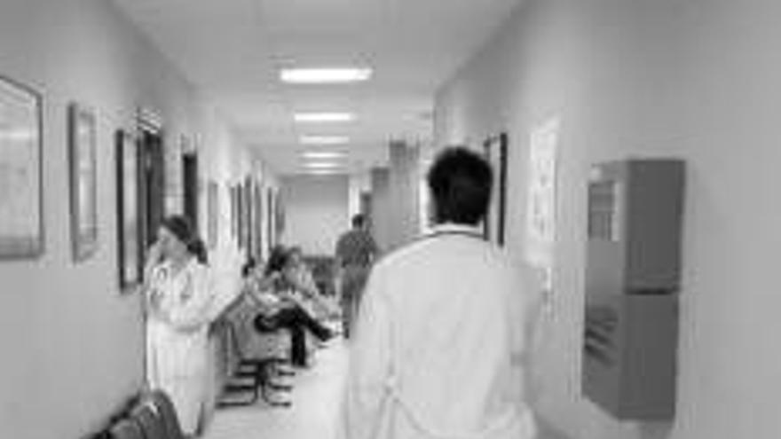 Los médicos de Atención Primaria piden 500 profesionales más en Extremadura