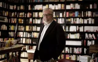 Antonio Muñoz Molina: "La palabra 'clásico' sugiere algo perfecto, inamovible y lejano, y ‘El Quijote’ no es nada de eso"