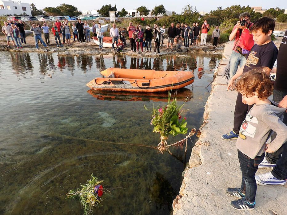 Formentera rinde homenaje a los presos de 'es Campament'.