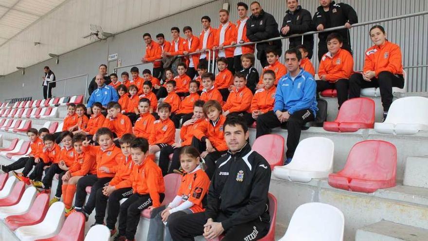 Disfrutar jugando, objetivo de la cantera del Atlético Siero