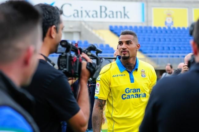 Presentacion  de Kevin Prince Boateng  nuevo ...