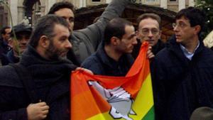 Protestes gais davant el Vaticà en el papat de Joan Pau II, el 2001. |  ALESSIA PIERDOMENICO / REUTERS