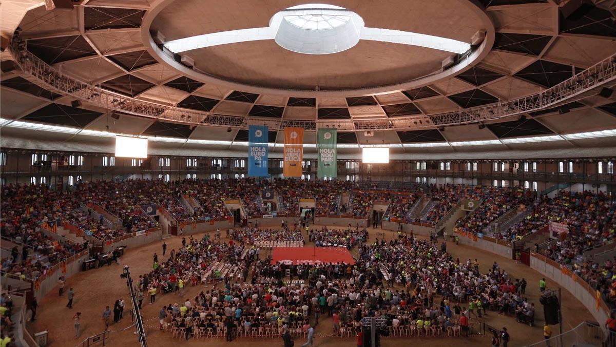 Demanen la dimissió de Josep Fèlix Ballesteros, al Tarraco Arena.