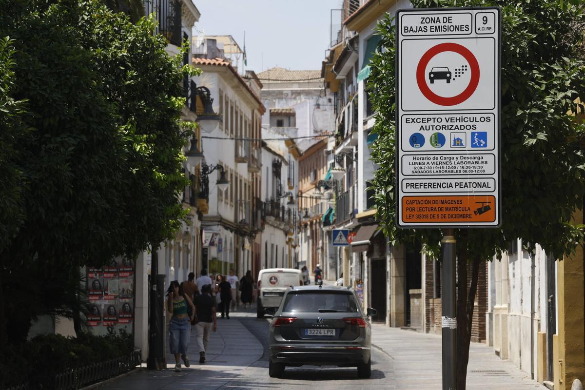 A.J.González Córdoba Cámaras de tráfico zona ACIRE bajas emisiones Calle San Pablo