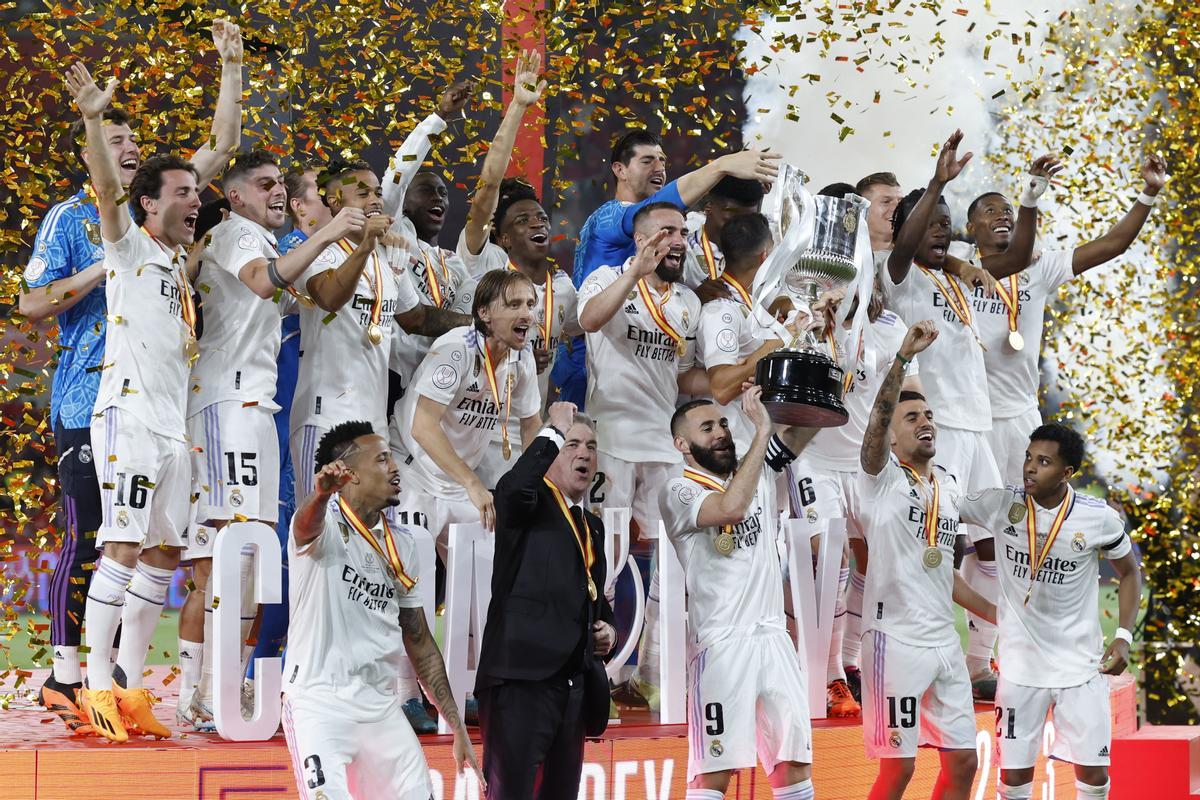 Las imágenes de la celebración del Real Madrid tras conquistar la Copa del Rey