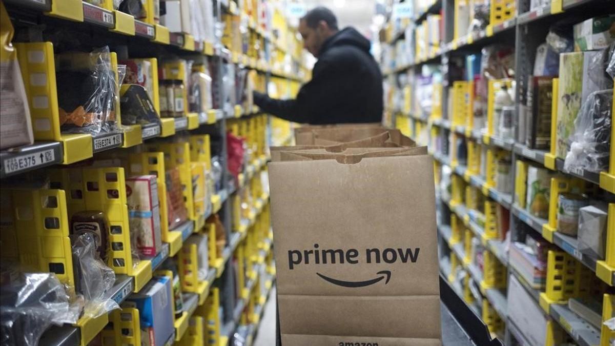 Amazon se convierte en la segunda compañía en alcanzar un valor de 1 billón de dólares