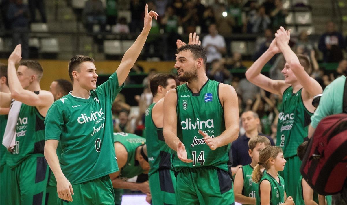 zentauroepp43122604 graf5387 barcelona 29 04 2018 los jugadores del divina s180429171317 zentauroepp43122604 graf5387 barcelona 29 04 2018 los jugadores del divina s180429171317