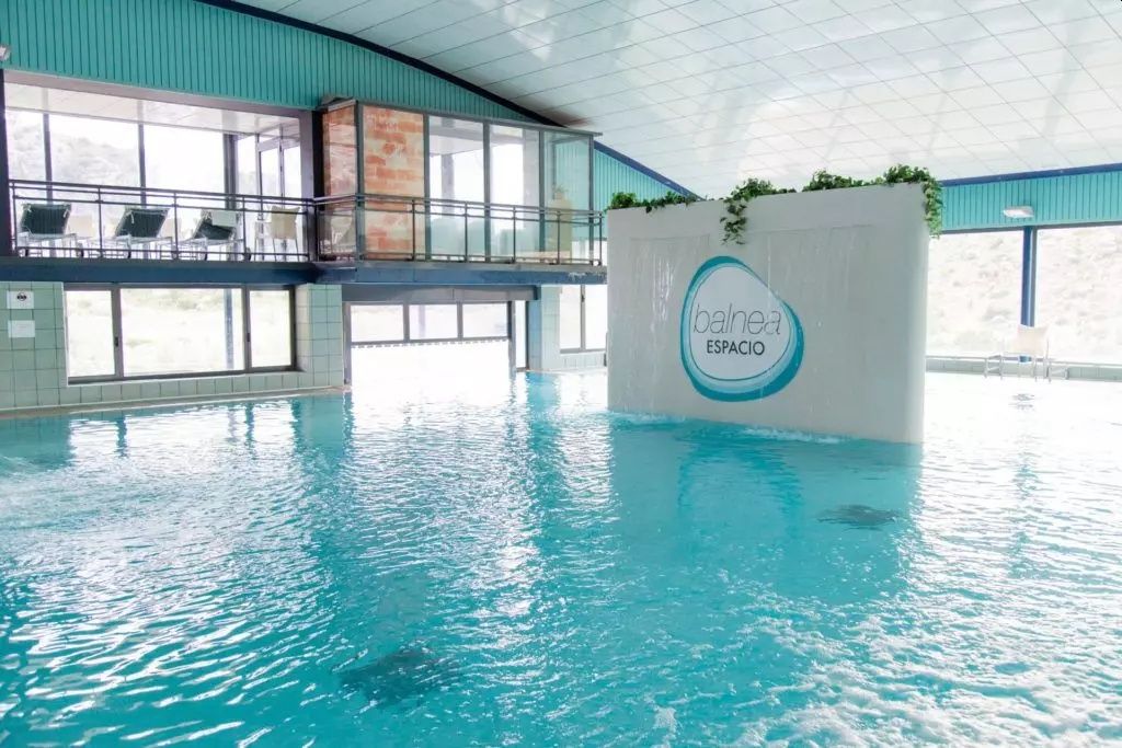 El Balneario de Ariño es una moderna instalación termal que abrió sus puertas hace 10 años.