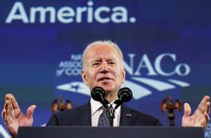 Biden adverteix que els EUA «respondran» si Rússia utilitza armes químiques a Ucraïna