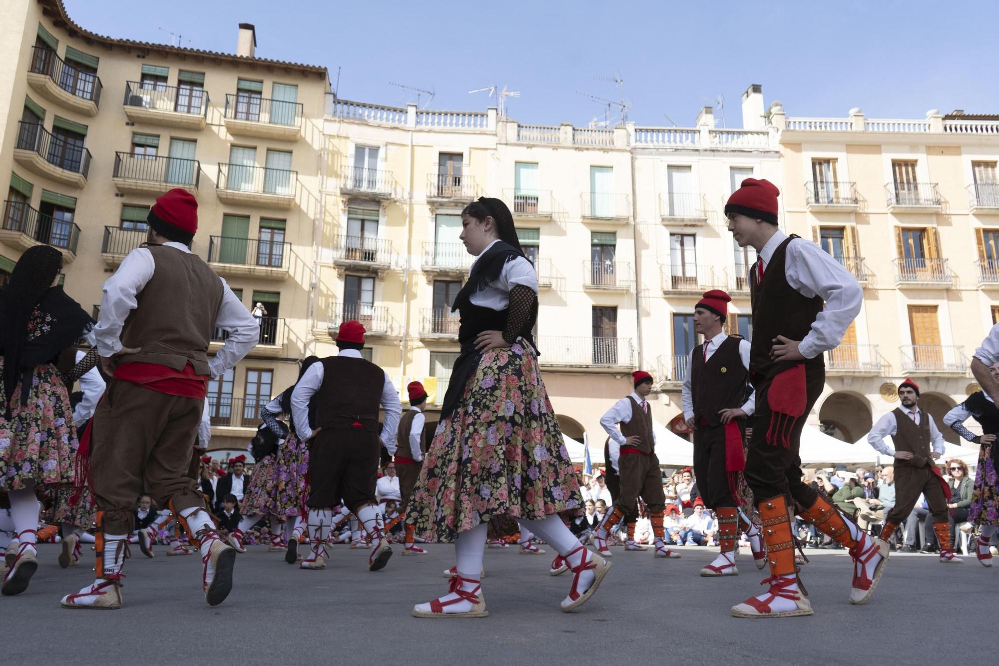 Totes les imatges de la trobada de balls de cascavells de Cardona