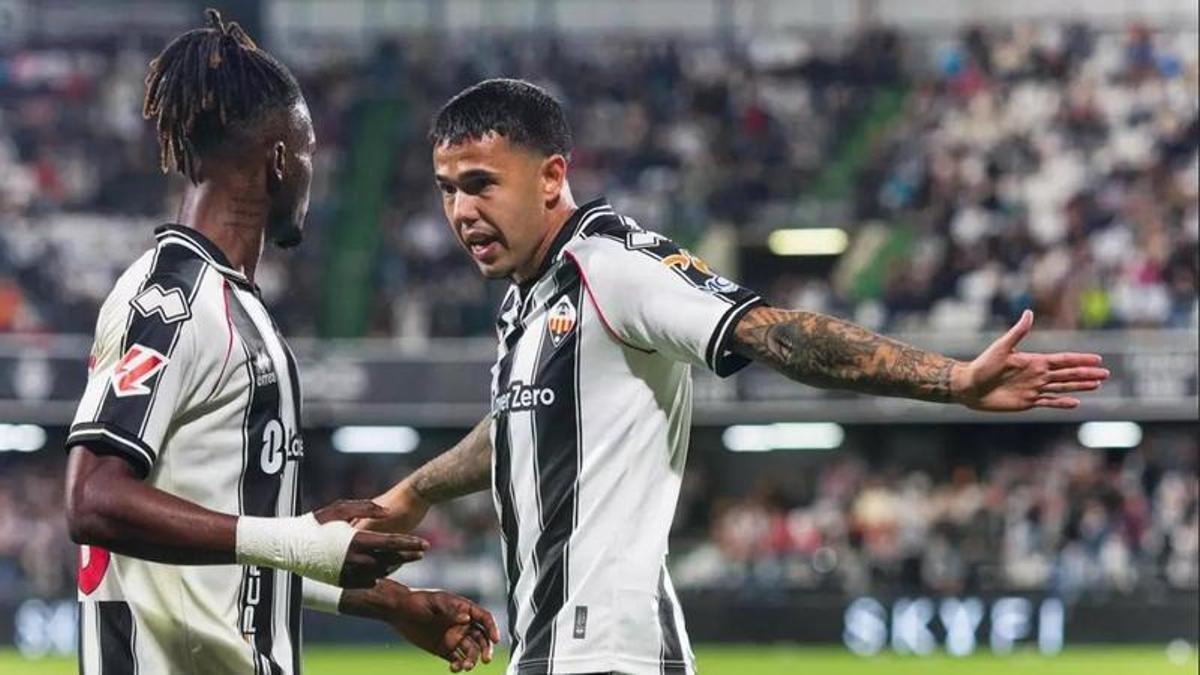 El CD Castellón depende de sí mismo para disputar la fase de ascenso a Primera División.