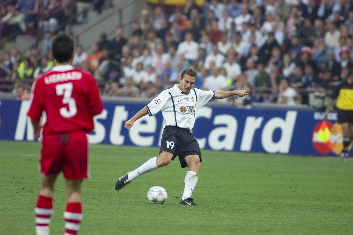 Rubén Baraja en la final de Liga de Campeones contra el Bayern
