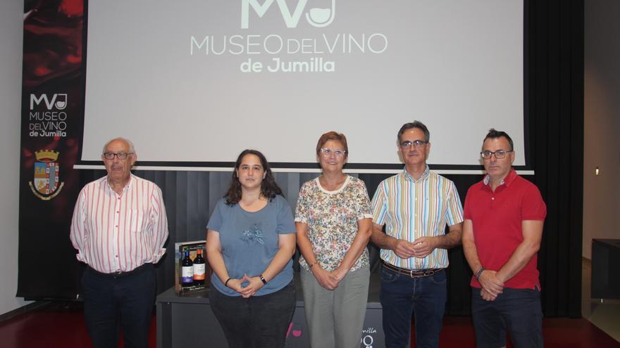 El Ayuntamiento firma convenios con la DOP Jumilla, Ruta del Vino y Asociación de Enólogos para la cesión del uso del Museo del Vino