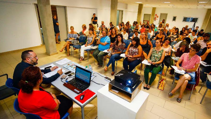 El Ayuntamiento atiende en un año a 50.000 personas en riesgo social