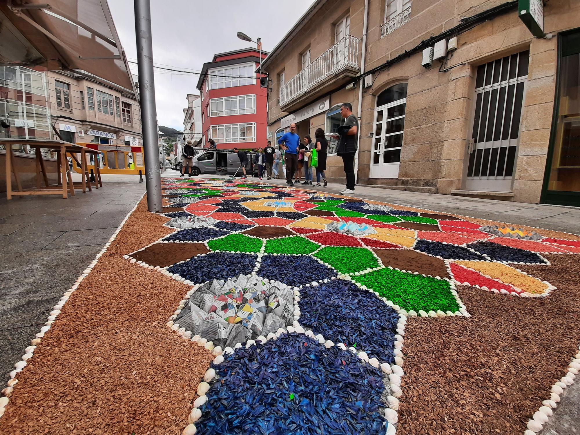 La fiesta de las alfombras florales y del Corpus en Bueu (I)