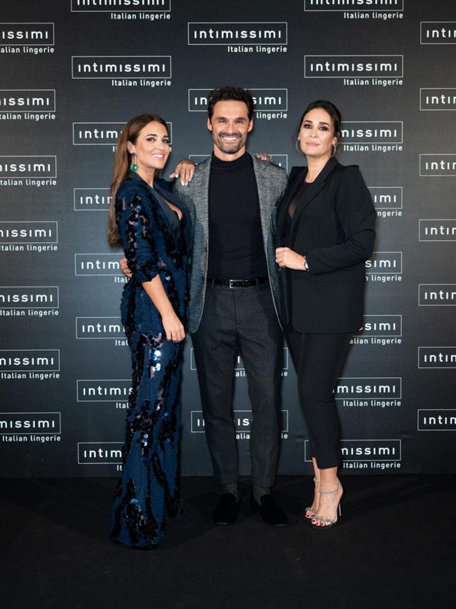 Paula Echevarría, Iván Sánchez y Vicky Martín Berrocal en el desfile de Intimissimi