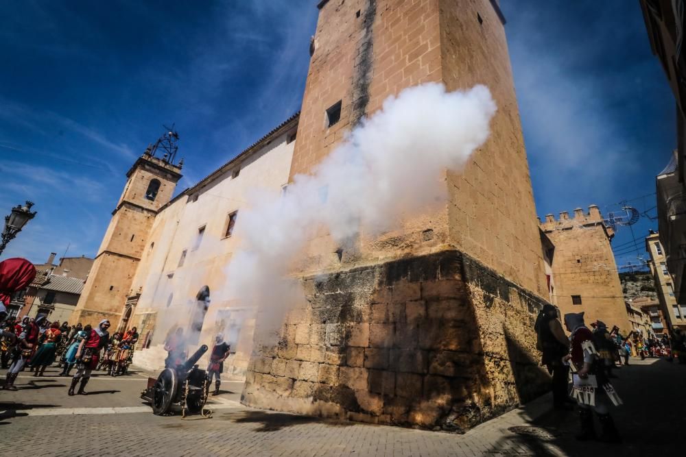 Banderas y arcabuces son protagonistas en Onil