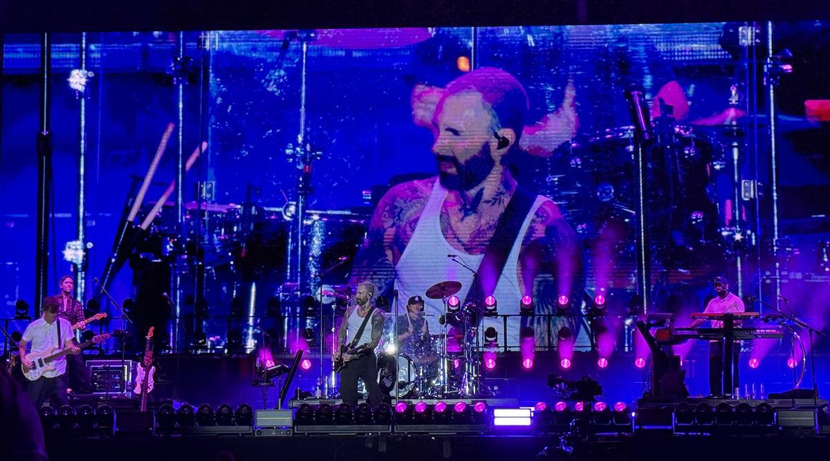 Las mejores imágenes de Maroon 5 en su debut en Icónica Santalucía Sevilla Fest
