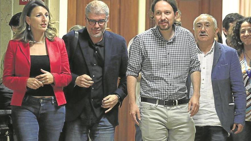 El PSOE eleva el pulso ante la falta de avances con Podemos