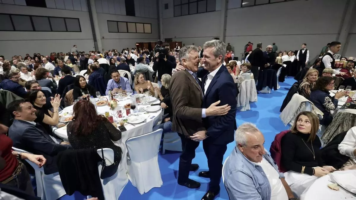 Rueda cree que el «modelo Sanxenxo» hace que Galicia esté «de moda»