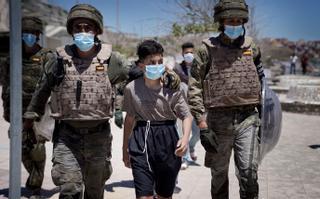 España y Marruecos comienzan a repatriar a menores llegados a Ceuta en mayo