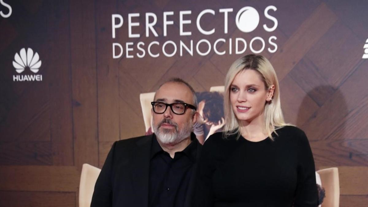 Su pareja, Carolina Bang está embarazada de cuatro meses