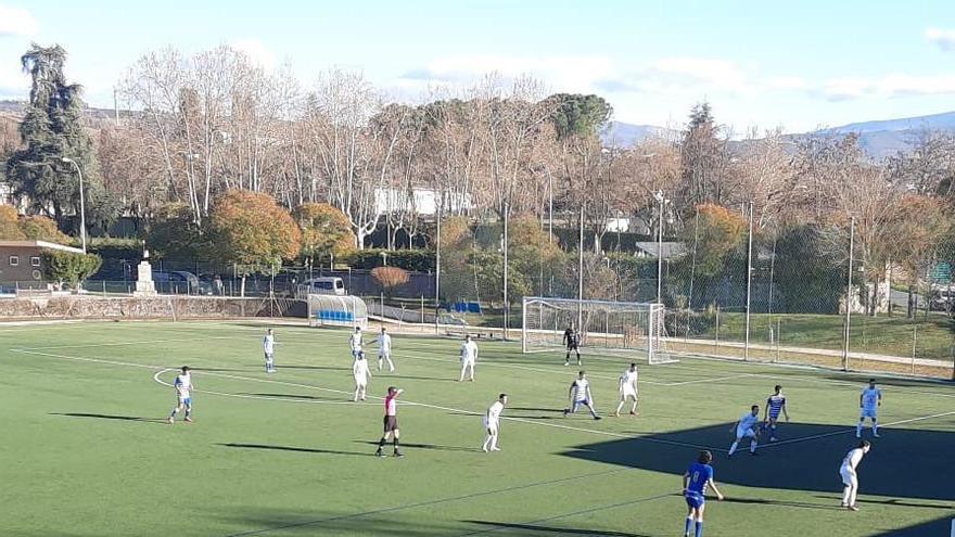 El Villaralbo reparte puntos con la Ponferradina B (0-0)