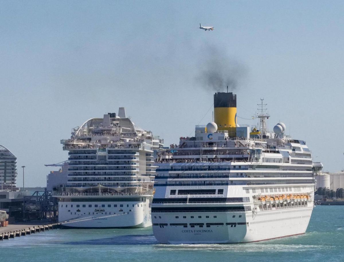Els creuers avancen la temporada a BCN a costa de frenar-se a l’estiu Els creuers avancen la temporada a BCN a costa de frenar-se a l’estiu