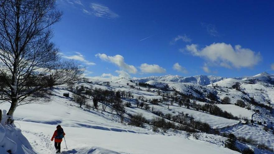 Ruta al pico Llosorio desde el mirador de Siana: un paisaje de impresionantes vistas y el escenario perfecto para una carrera de trail