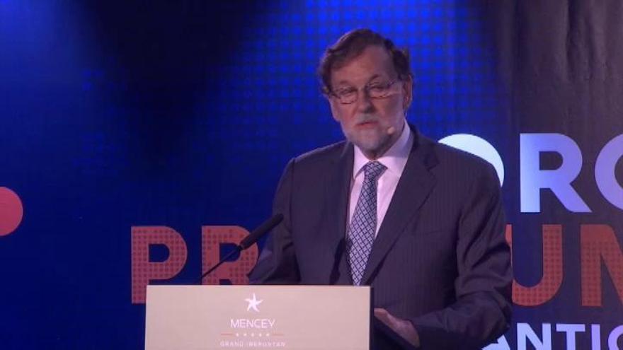 Rajoy defiende las bondades de un acuerdo entre PSOE y Ciudadanos