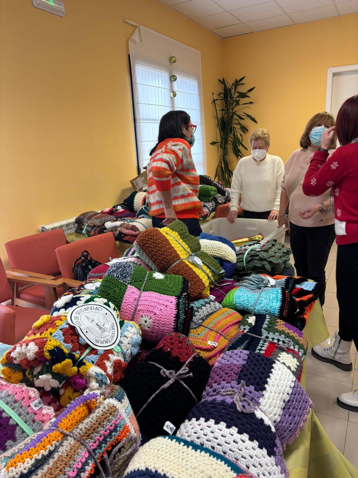 GALERÍA | Mantas solidarias en Sanabria