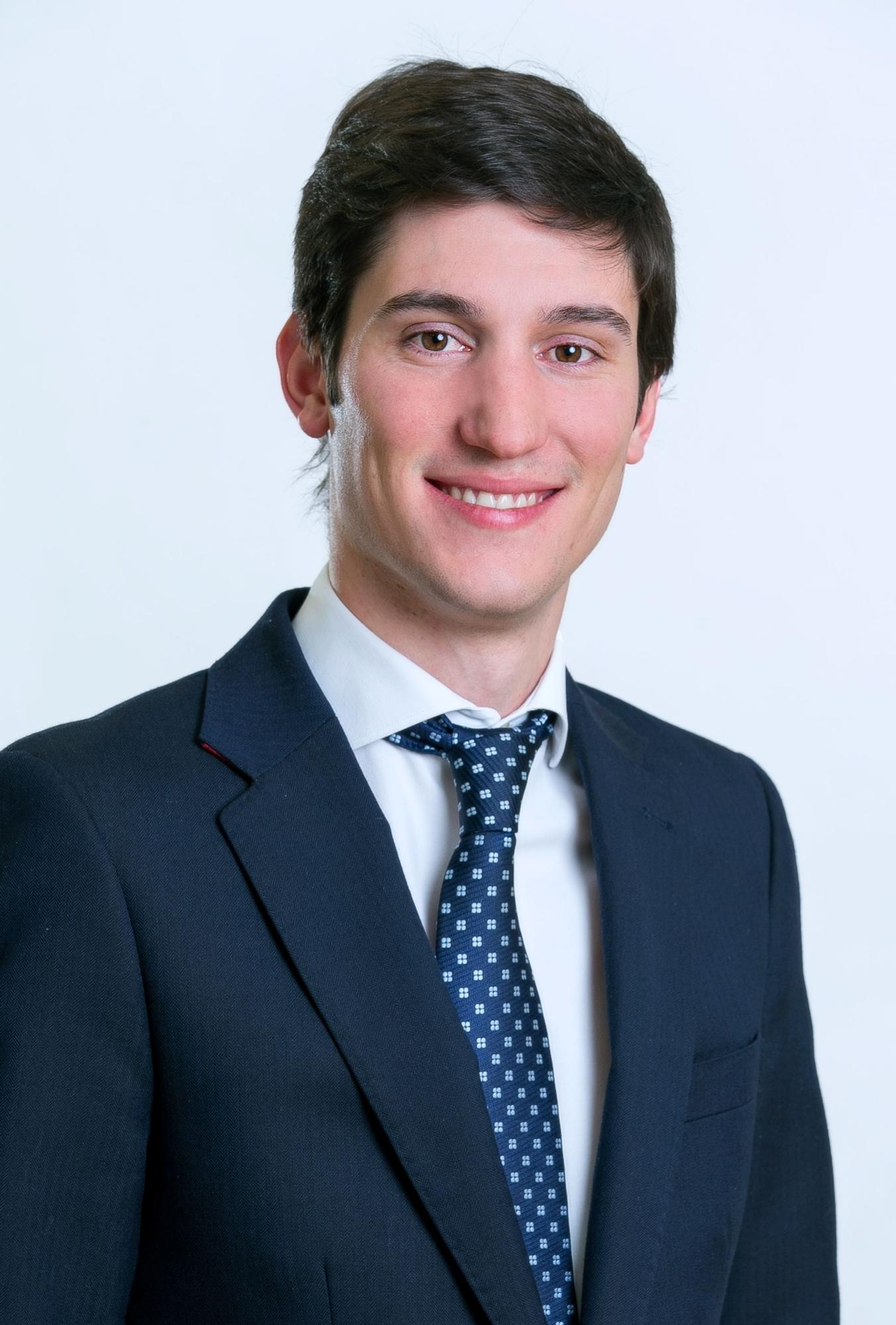 Ignacio Vispo, Senior Associate.