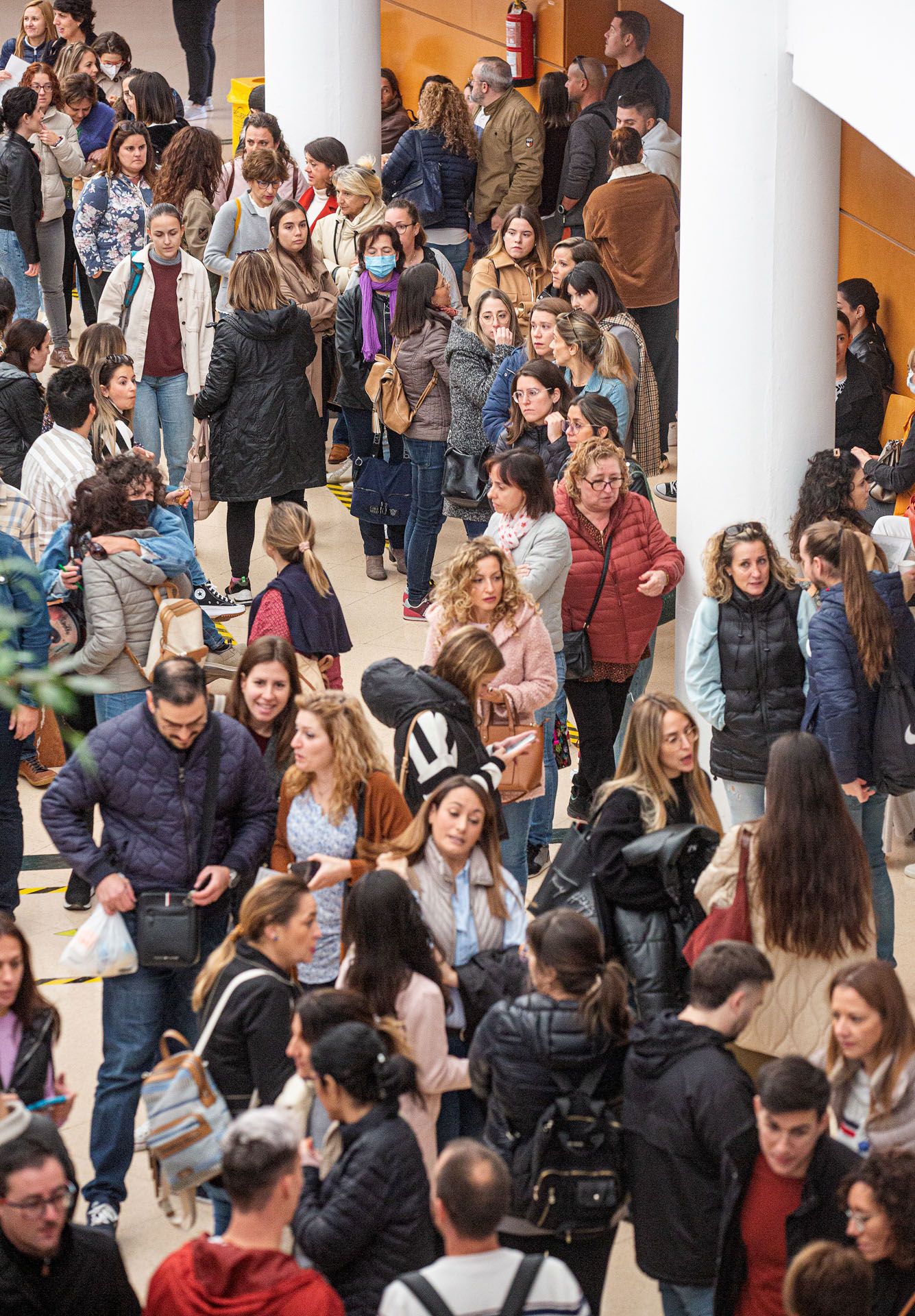 24.000 opositores para 3.817 plazas de Enfermería