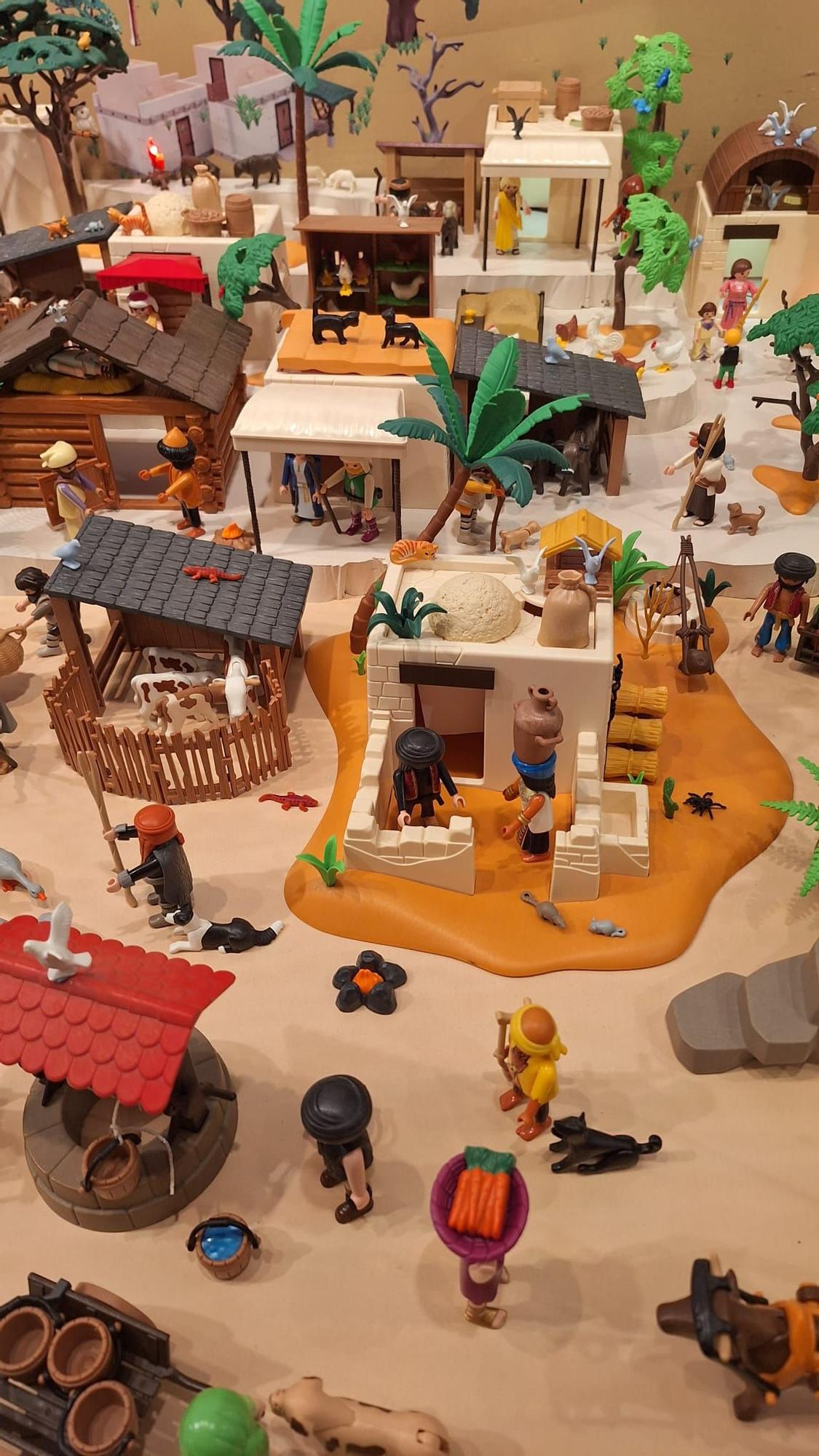 Las imágenes del gran belén de Playmobil de Diego Pérez en Vila-real