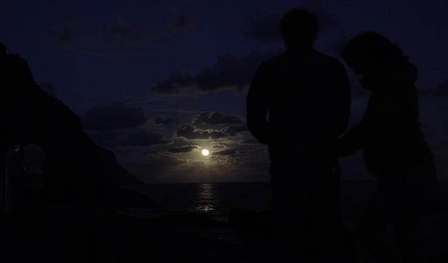 14/11/2016.TENERIFE.La superluna vista de Santa Cruz.Luna llena,.Las Teresitas