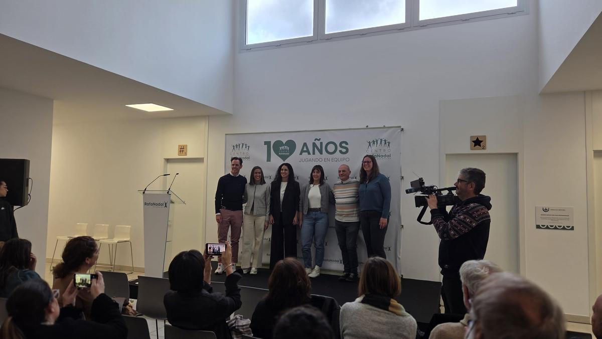 Maria Francisca Perelló, junto al equipo de la Fundación