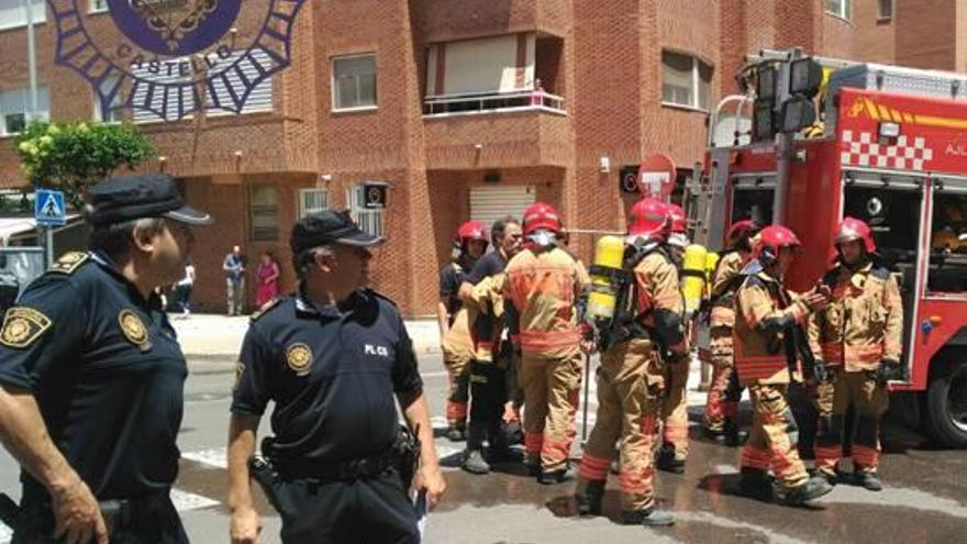 Un accidente de coche causa una fuga de gas en la calle Alicante