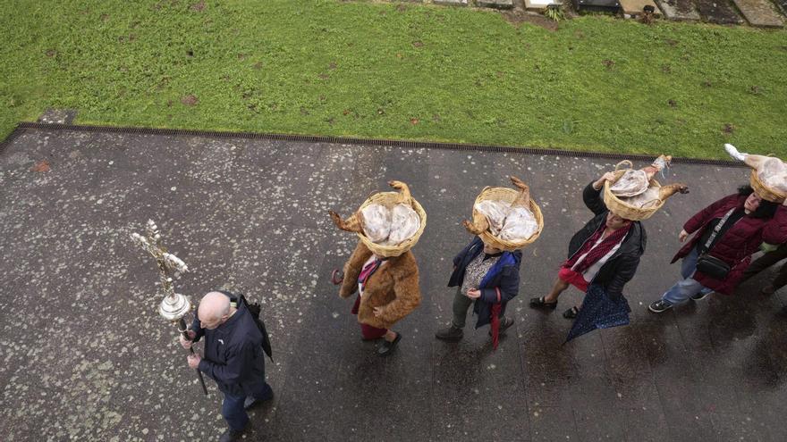 Porteadoras y maestras, referentes del 8-M en Arousa