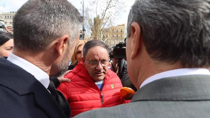 Julián, el conserje que salvó a los vecinos del incendio: &quot;Pasé mucho miedo&quot;