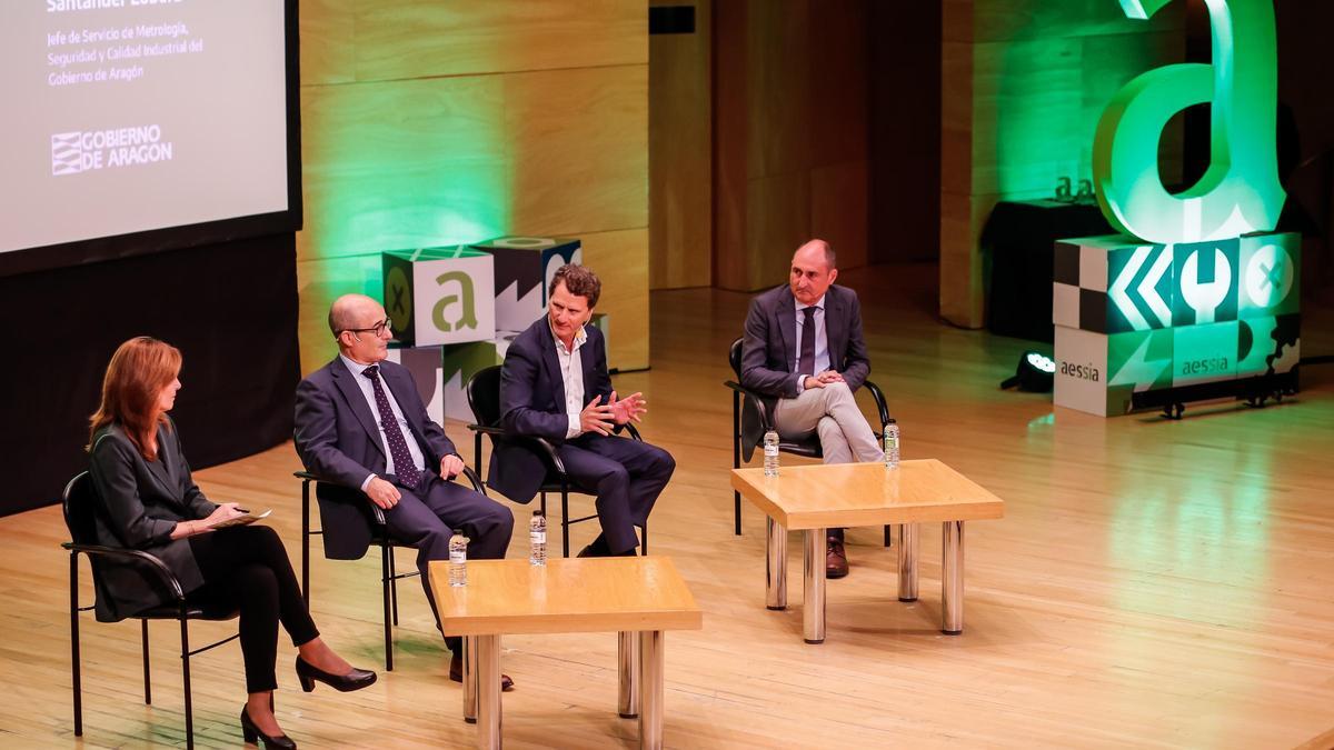 Primer foro de la seguridad industrial de Aragón en la sala Galve del Auditorio de Zaragoza