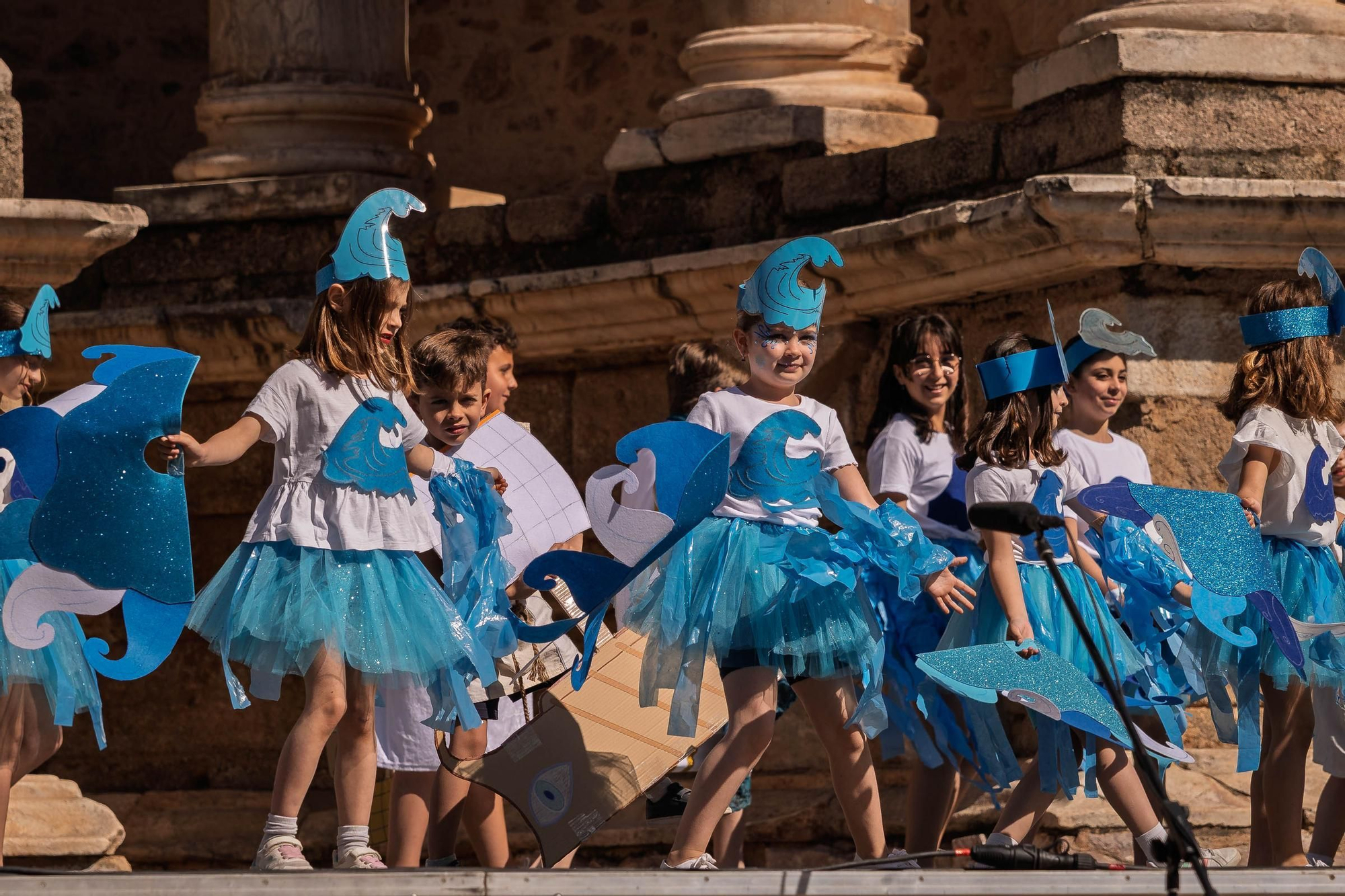 Fotogalería | Los escolares toman el Teatro Romano en Emerita Lvdica