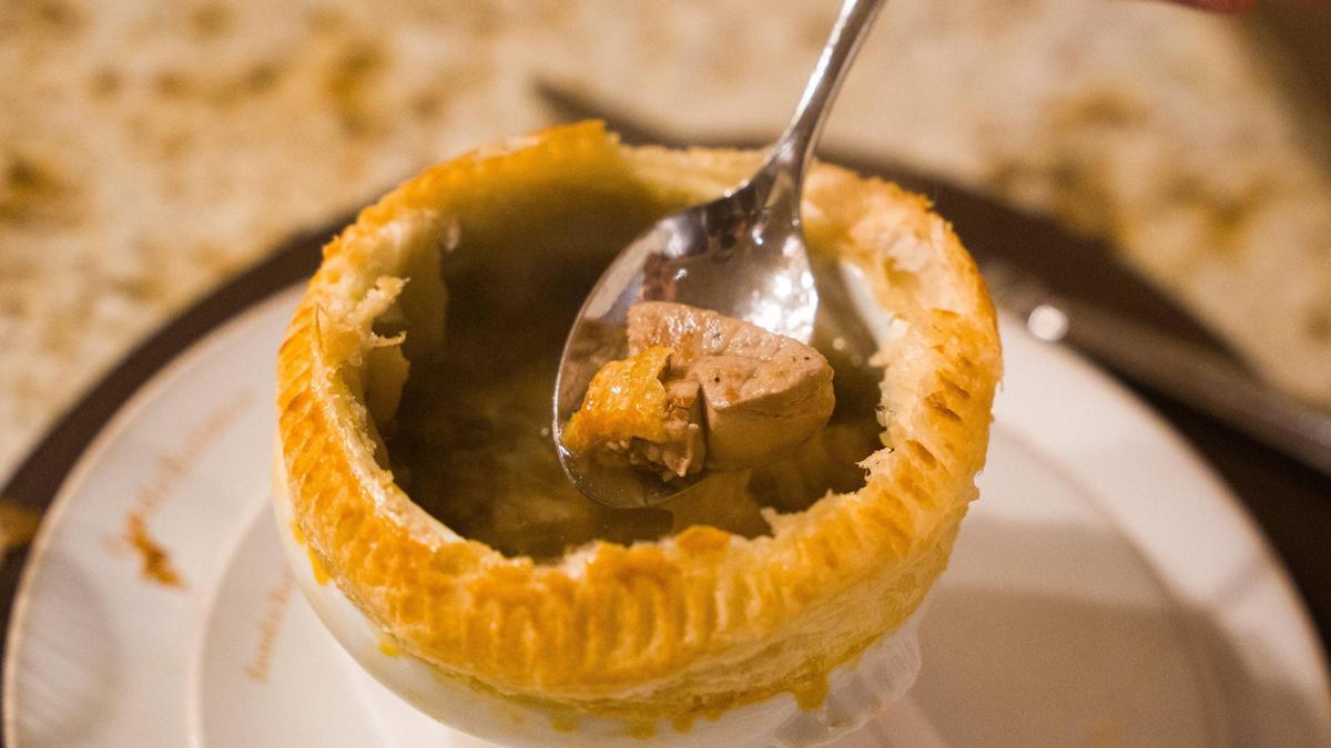 El relleno de la sopa VGE, según la versión de Josep Maria Masó.