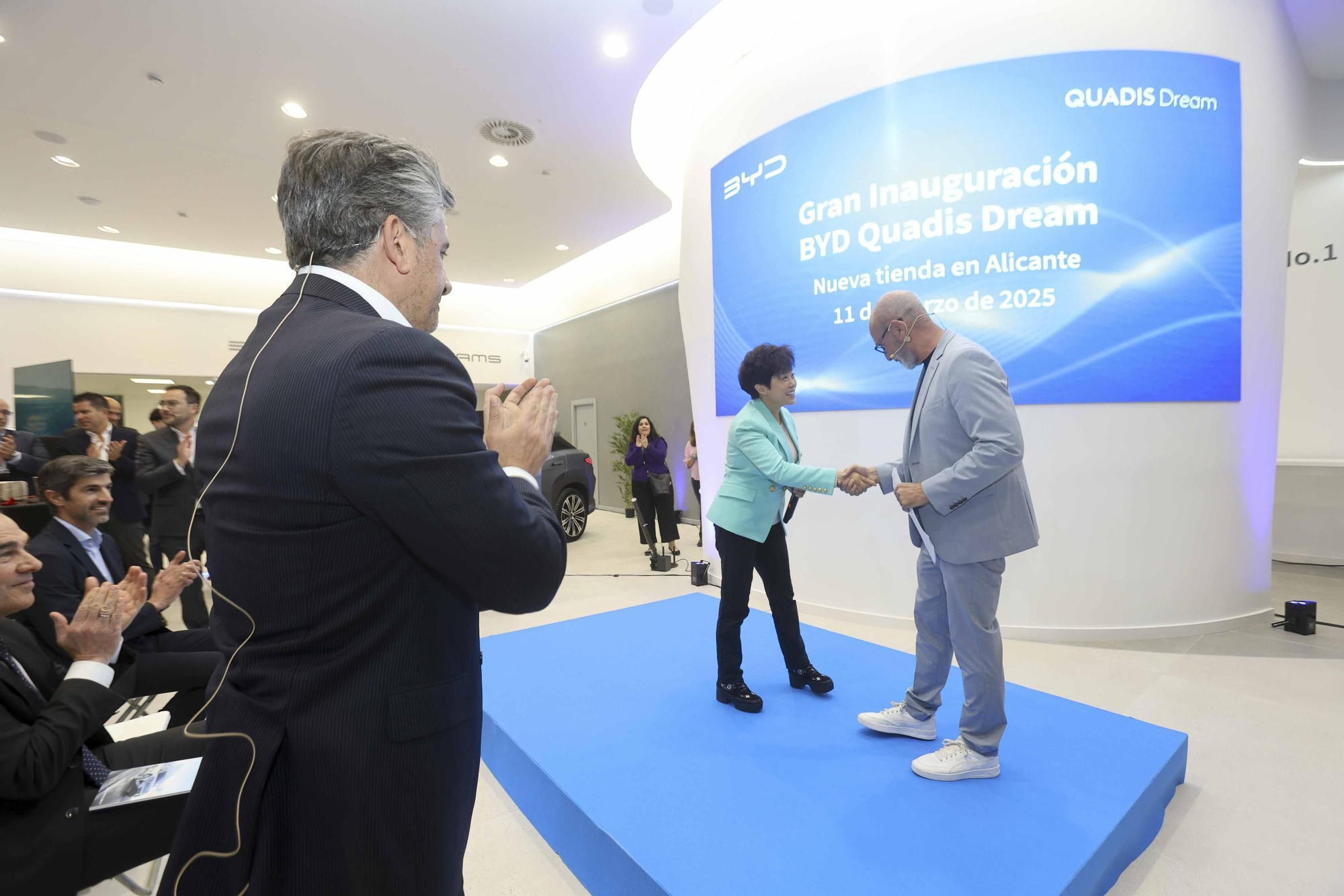 QUADIS Dream inaugura el primer centro BYD en Alicante.