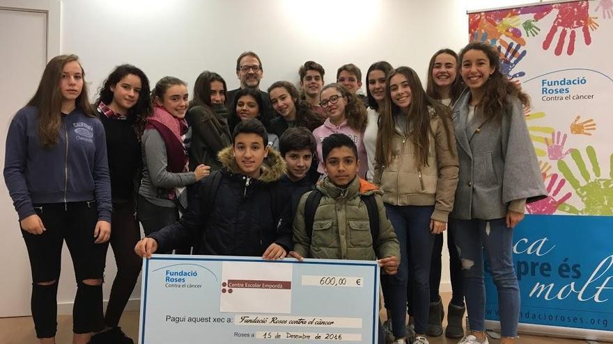 El Centre Escolar Empordà de Roses recapta 600 euros per al cáncer de pròstata