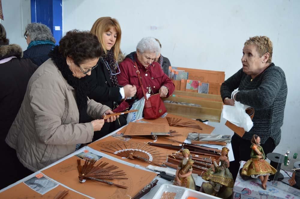 Encuentro de encajeras en Puente Genil