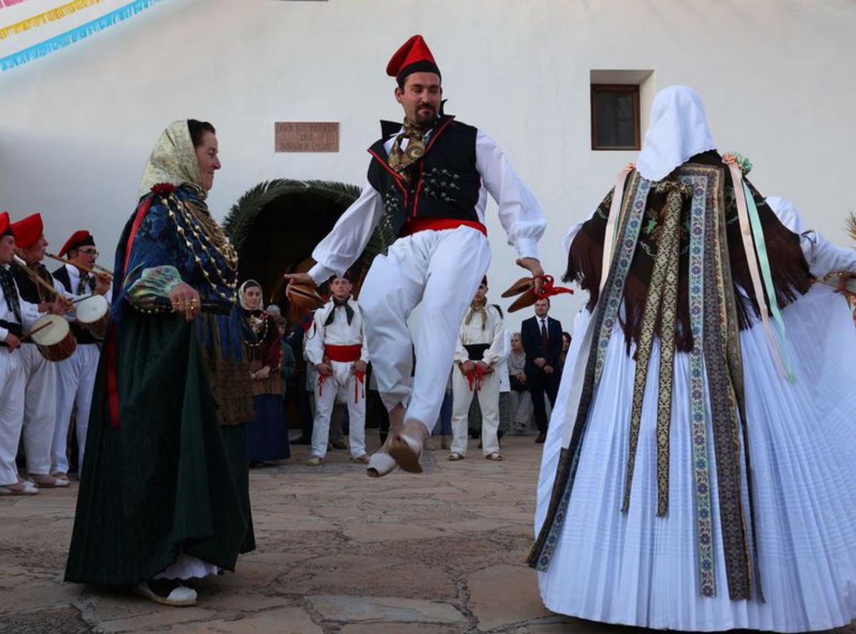 Día de fiesta brillante para el patrón de Sant Vicent de sa Cala
