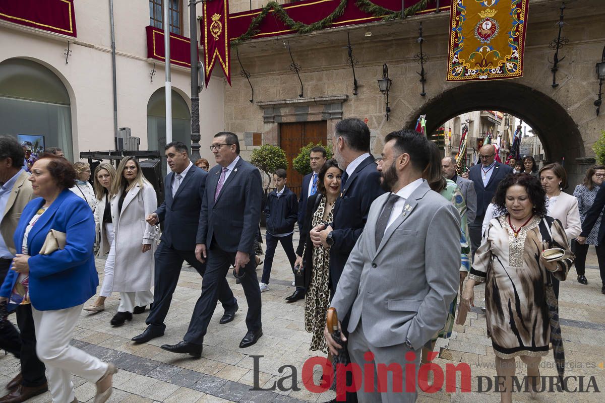 Coronación de los Reyes Cristianos y bendición de banderas del Bando Cristiano en Caravaca