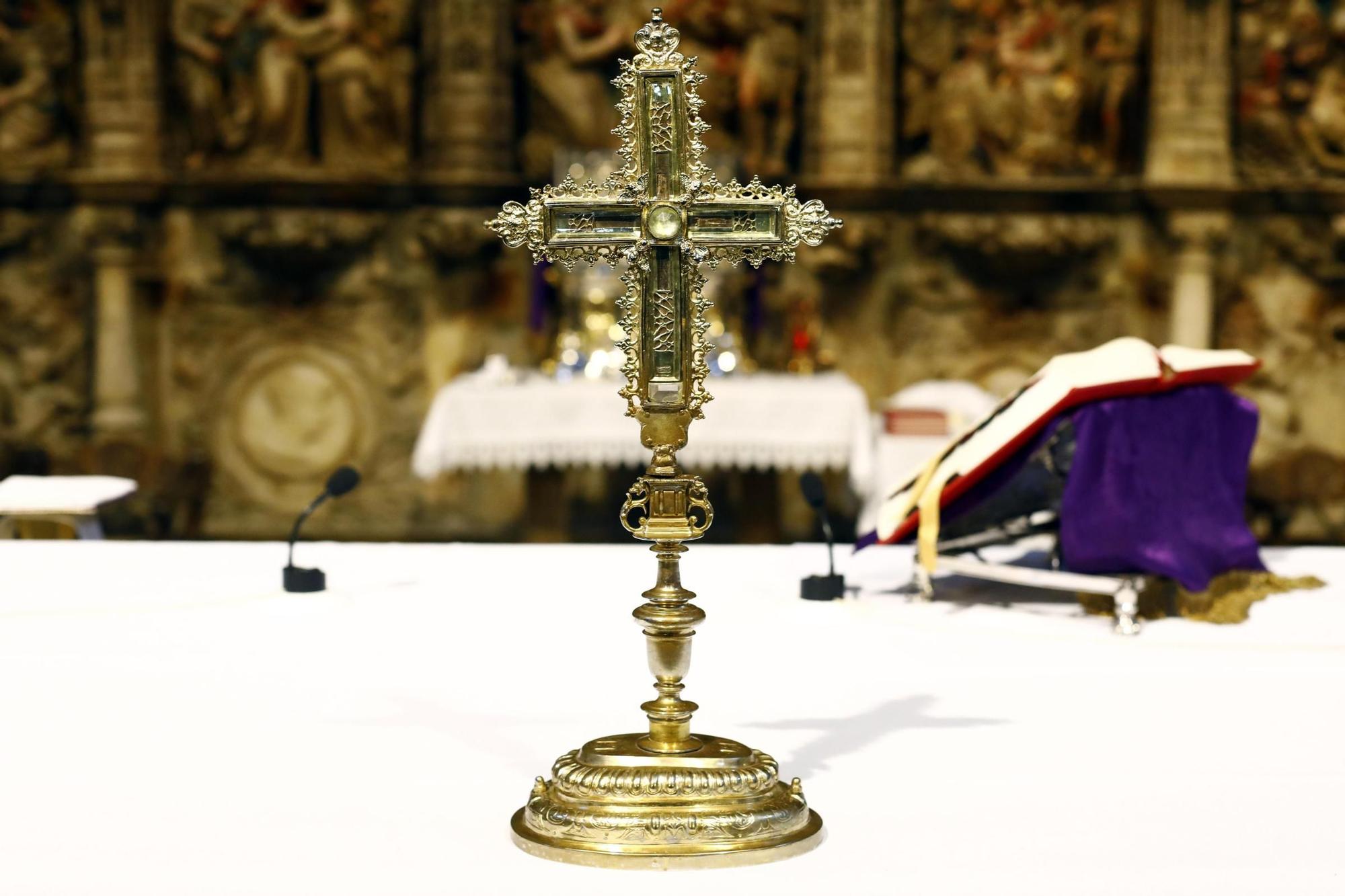 EN IMÁGENES | La Veracruz de Caspe, una de las grande reliquias de la cristiandad, puede venerarse en la basílica del Pilar