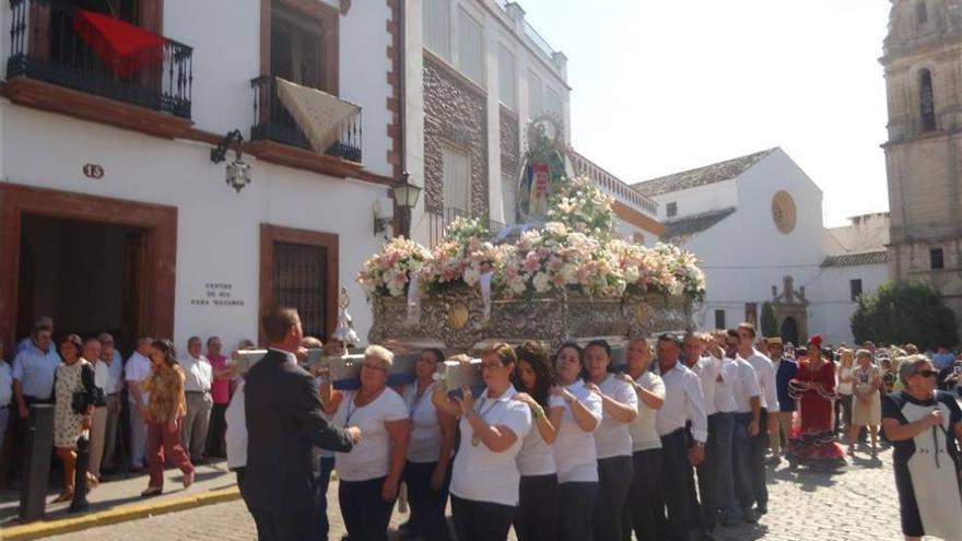 Bujalance celebra la festividad de la Virgen de la Cabeza con una misa y una procesión